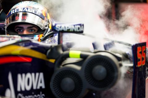 Sainz świetnie rozpoczyna występ w Hiszpanii
