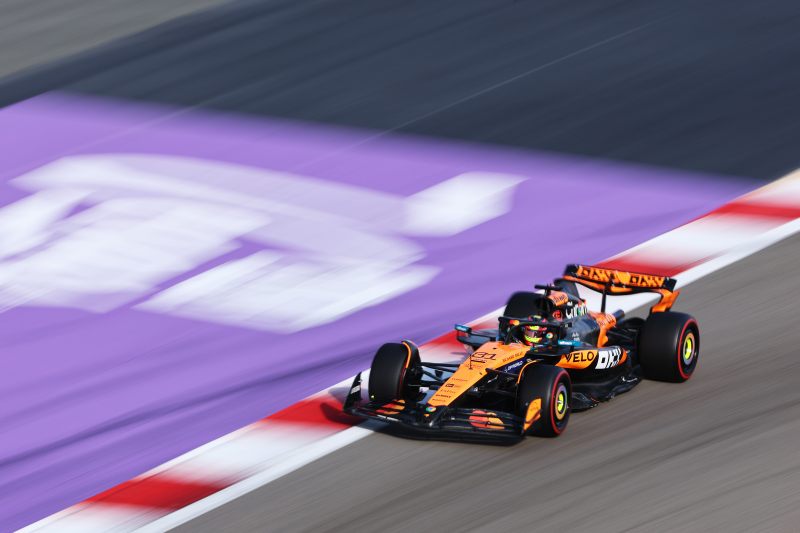 Rywale postraszyli McLarena w czasówce, ale to Piastri wywalczył pole position