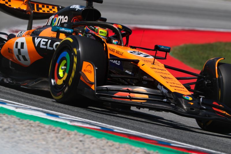 McLaren z komfortową przewagą przed czasówką w Hiszpanii